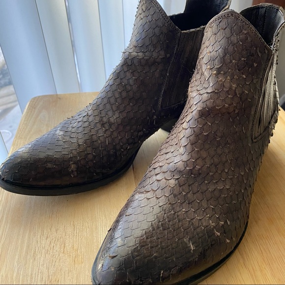 KBR Leather Ankle Boots - Picture 15 of 16